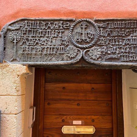 Suite "Chalet" Dans Maison De Village La Brigue Exterior foto