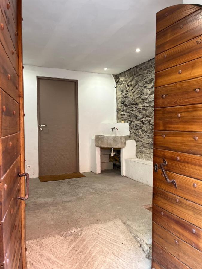 Suite "Chalet" Dans Maison De Village La Brigue Exterior foto